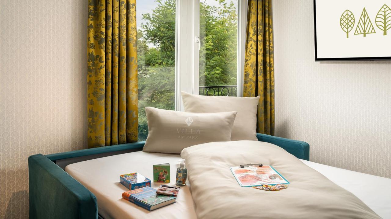 Parkhotel Landau Ландау Екстер'єр фото