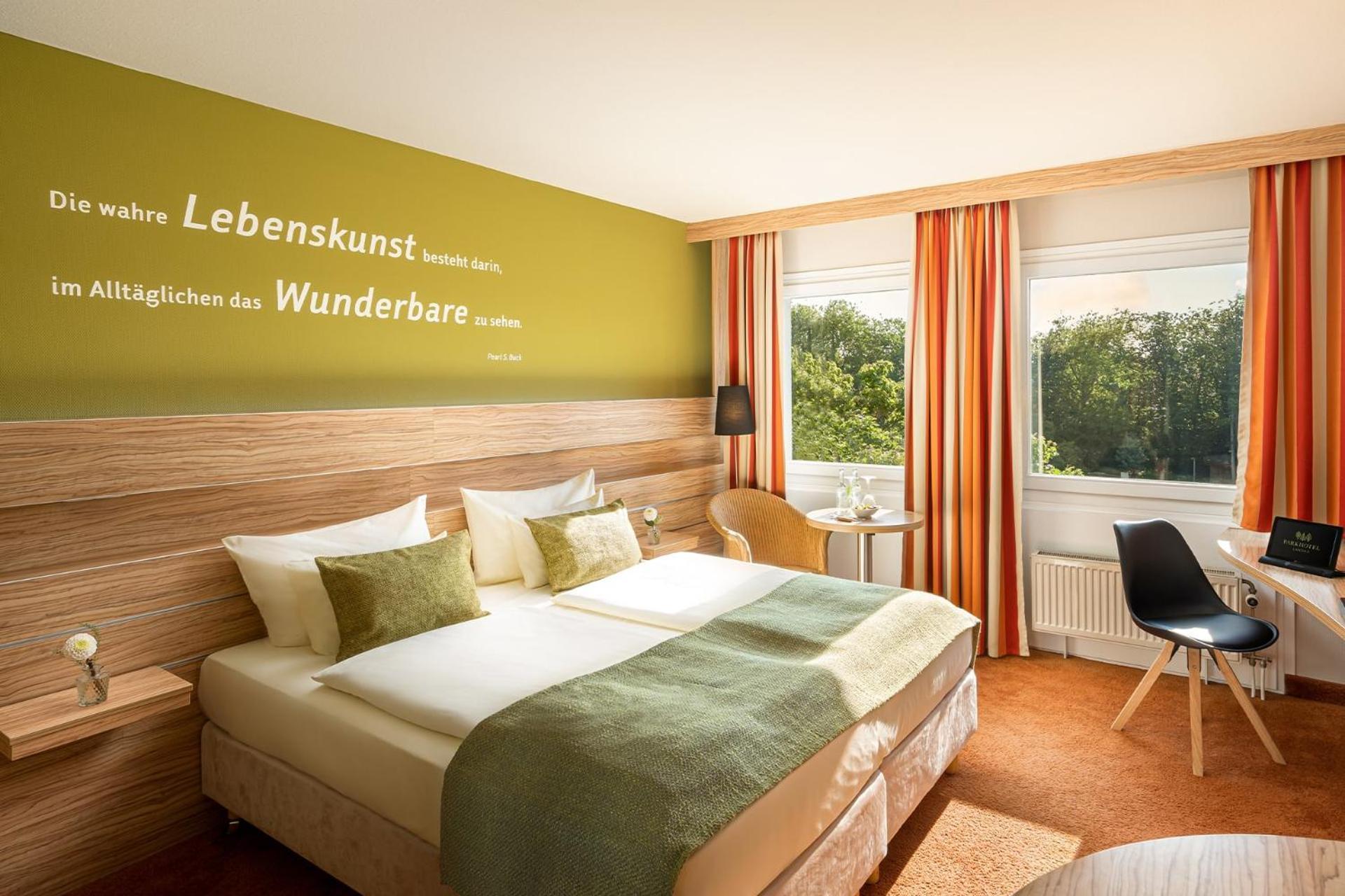 Parkhotel Landau Ландау Екстер'єр фото